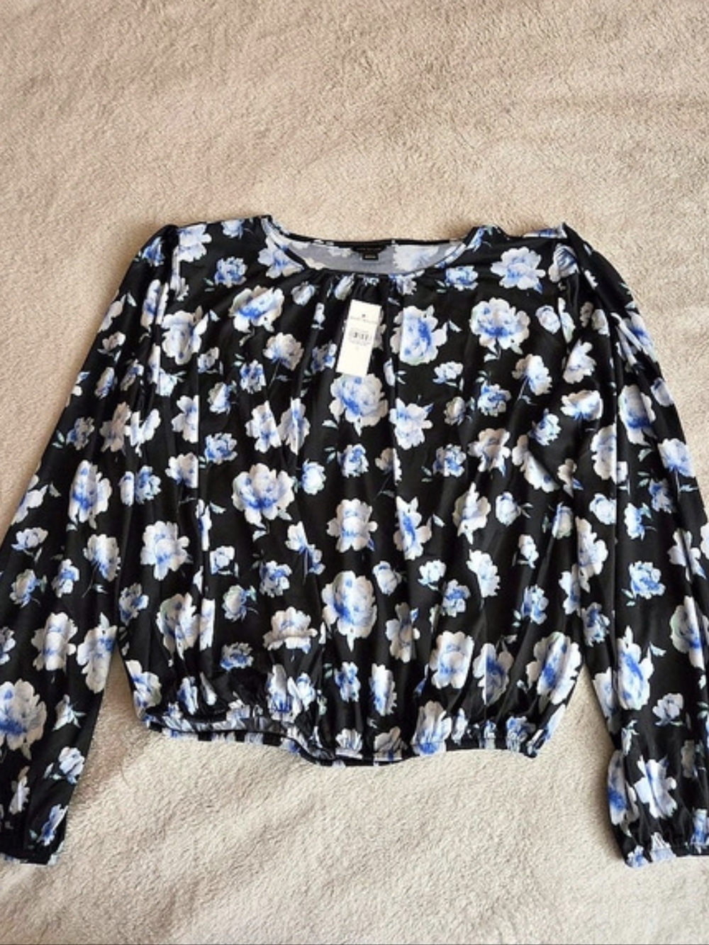Ann Taylor Floral Bubble Hem Top Black Size Large NWT